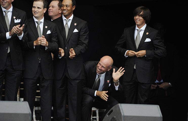 Ryder Cup gallery: Stewart Cink makes himself know to Corey Pavin 