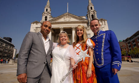 Leeds Carriageowrks panto