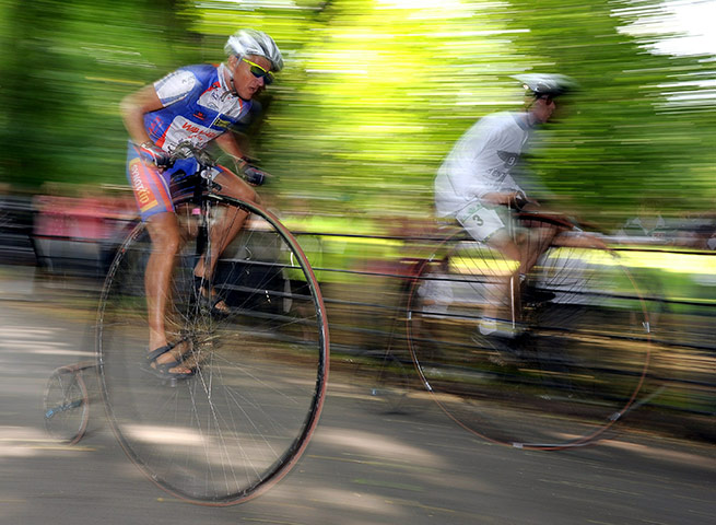 Bike blog: Enthusiasts Gather For Knutsford's Ten Yearly Penny Farthing Race