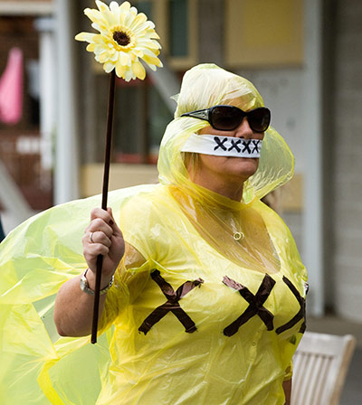 Week in Business: BA Cabin Crew and Unite Union members arrive at Kempton Racecourse