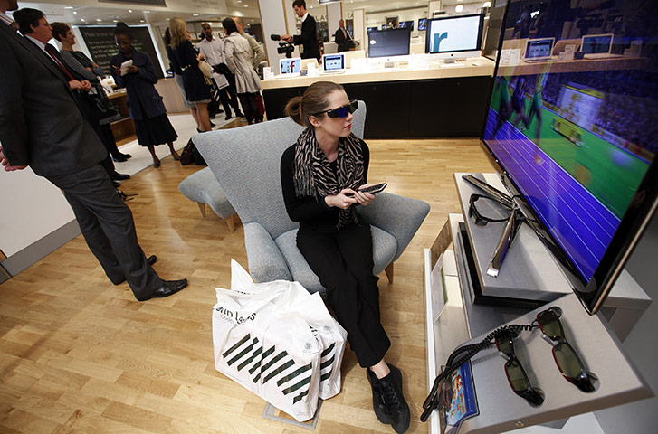 Week in Business: The new Samsung 3DTV goes on sale at John Lewis