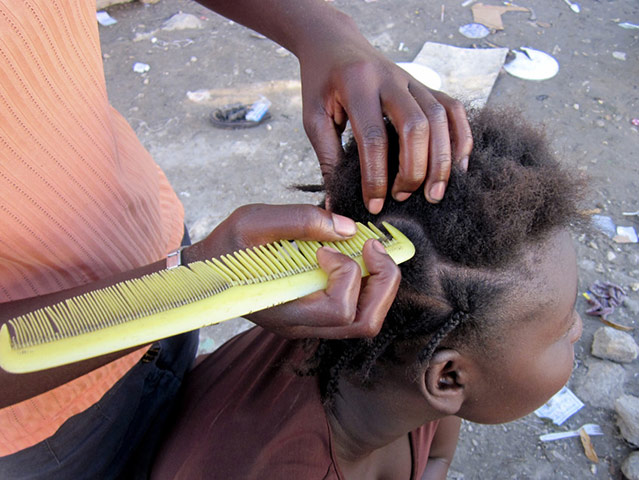 Haitian teenagers: document their nation though unique photographs in Jacmel