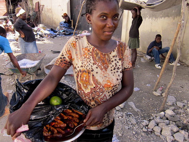 Haitian teenagers: document their nation though unique photographs in Jacmel