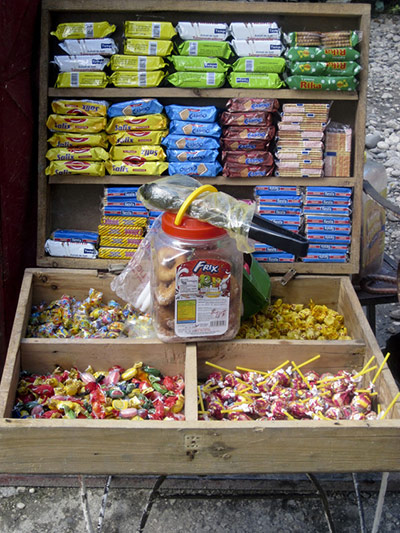 Haitian teenagers: document their nation though unique photographs in Jacmel
