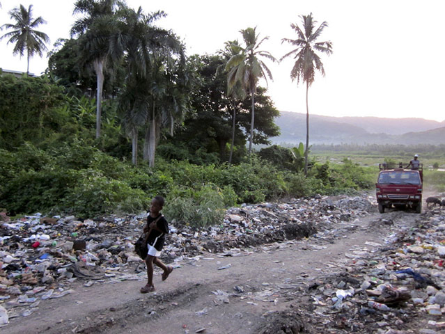 Haitian teenagers: document their nation though unique photographs in Jacmel
