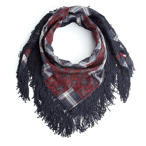 Emmanuelle Alt: Esprit scarf