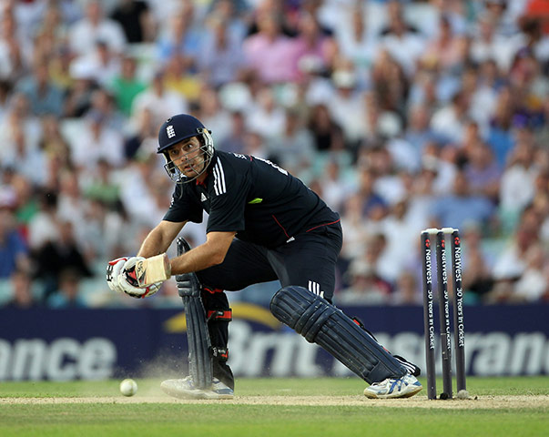 England World Cup Squad: Michael Yardy of England hits out during the fourth One Day International