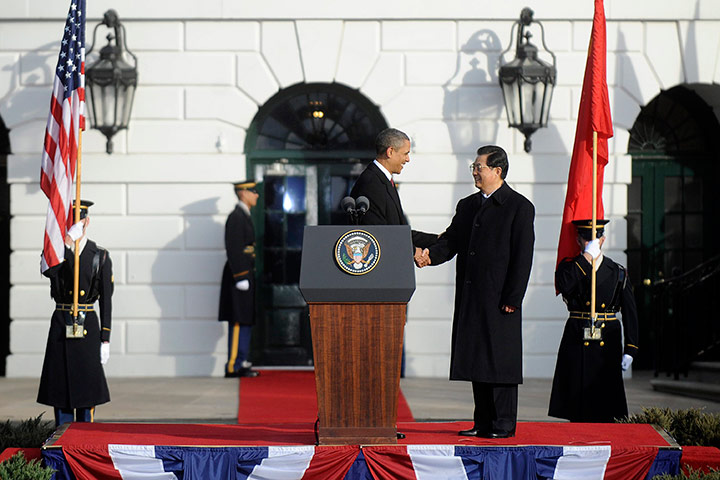 Hu Jintao Washington: Barack Obama welcomes Hu Jintao during a ceremony on the South Lawn