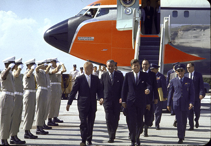 JFK Anniversary: John F. Kennedy walks with astronaut John Glenn