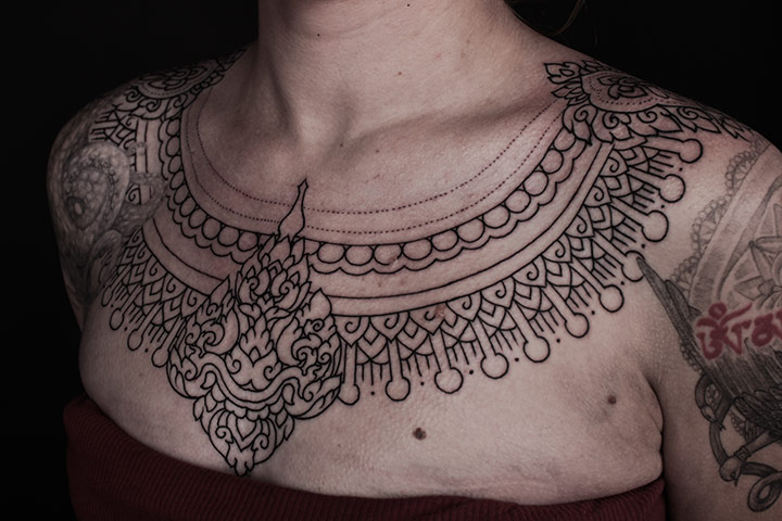 Thomas Hooper's Art: Necklace tattoo