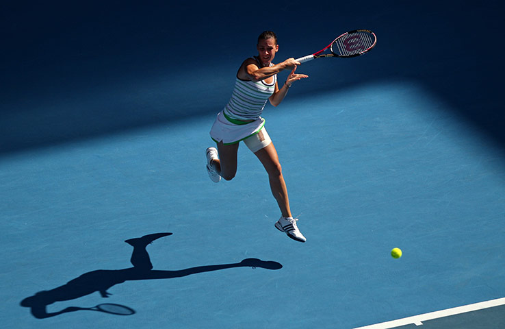 Australian Open Day 6: A graceful and athletic return by Flavia Pennetta to Shahar Peer