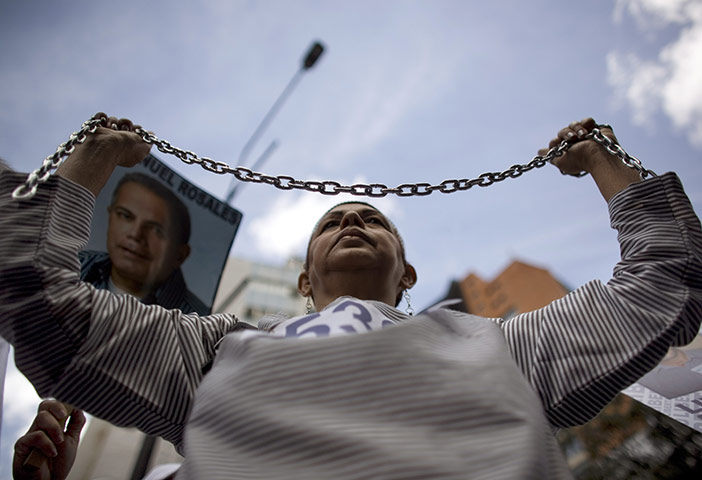 24 hours in pictures: anniversary of the overthrow of Marcos Perez Jimenez in Venezuela 