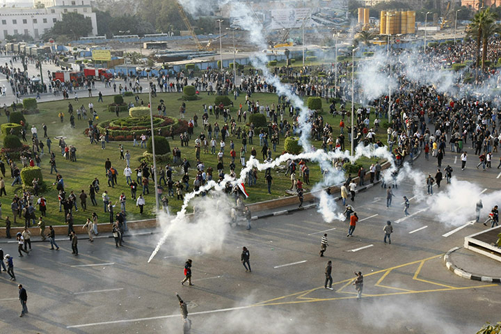 egpyt protests: Tear gas fired by Egyptian police