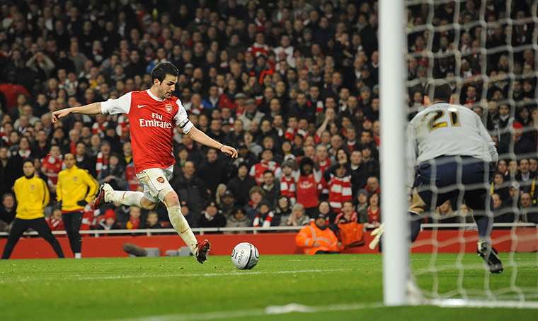 Arsenal v Ipswich Town: Fabregas scores Arsenal's third goal against Ipswich