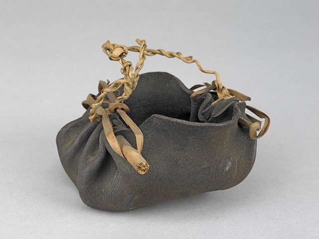 Australian Season: Kelp water carrier