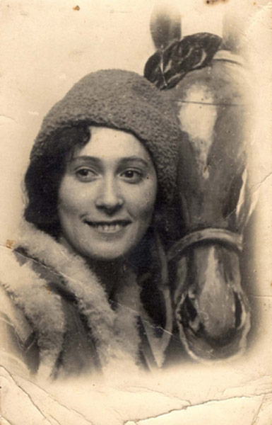 Yad Vashem: woman with horse, before the war
