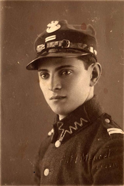 Yad Vashem: Yoss Horowicz in uniform 1931