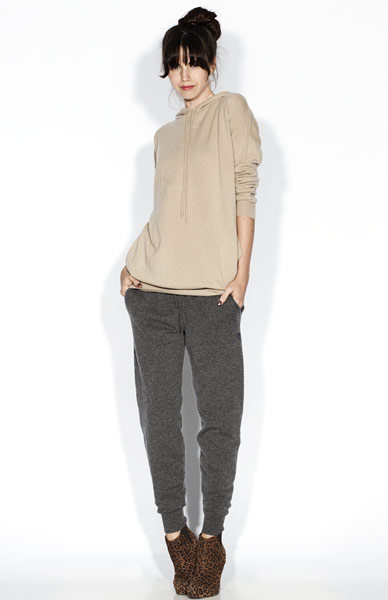Line-up: knit: Cashmere jumper