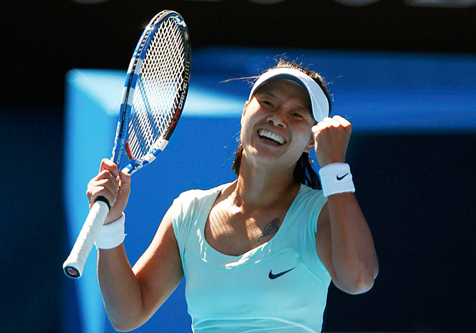Melbourne Day 11: Li Na of China celebrates her victory over Wozniacki 