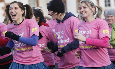 Edinburgh's one o'clock run on new year's day | pic: Lloyd Smith