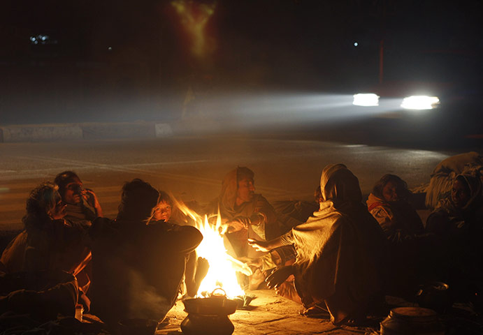 24 hours in pictures: Homeless people in India