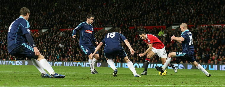 Tuesday Premier League: Ryan Giggs finds himself outnumbered by Stoke defenders