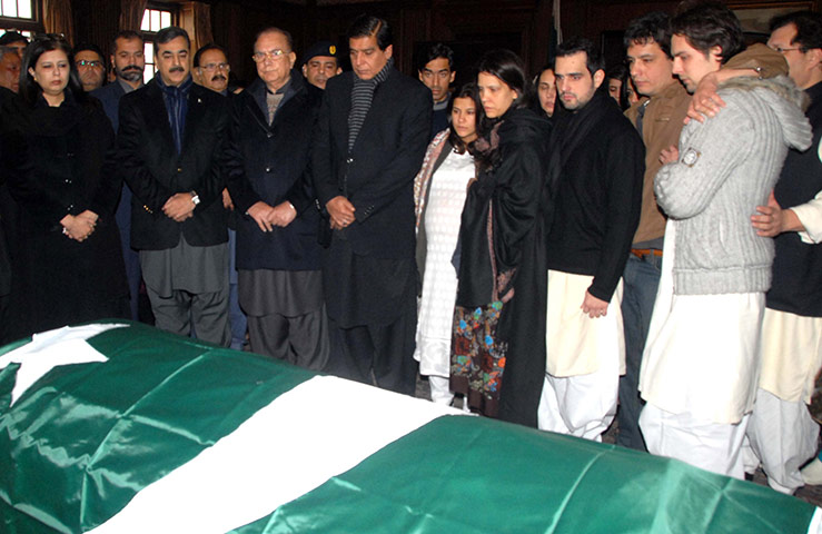 Salman Taseer Funeral: Funeral of Assasinated Punjab Governor Salman Taseer