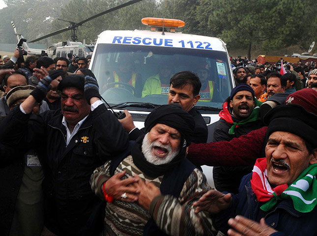 Salman Taseer Funeral: Supporters of ruling Pakistan People Party show their emotions