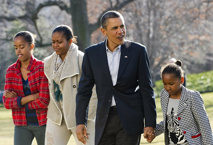 Washington back to work: Obama family return to the White House