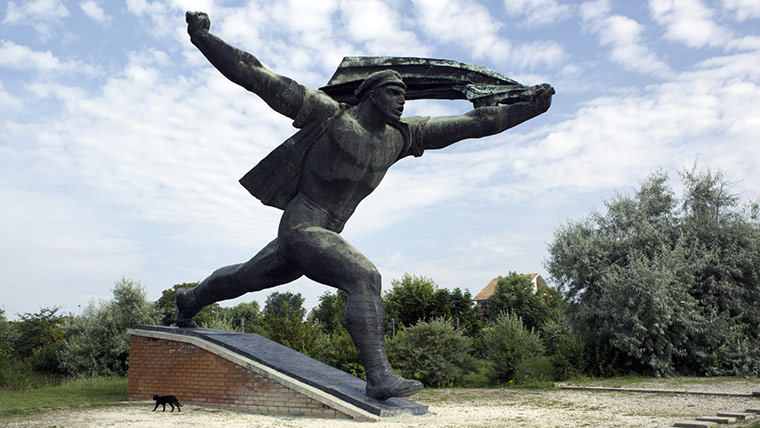 Exhibitionist0801: Carey Young