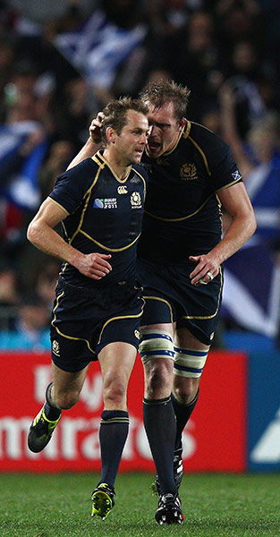 England v Scotland: Dan Parks is congratulated by Alastair Kellock after his drop goal