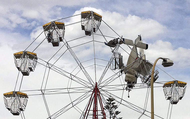 24 hours in pictures: ferris wheel