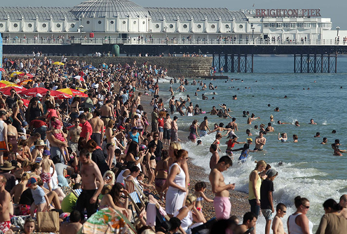 Weather: Britain Enjoys An Unseasonably Warm Start To October