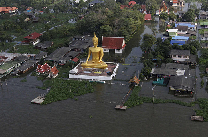 Thailand floods: An aerial view of a flooded area in Nonthaburi 