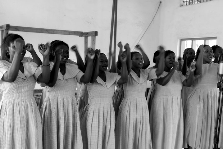 Ugandan Prisoners: The choir at Luzira women's prison
