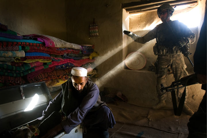 Danfung Dennis Hell and Back Again 1