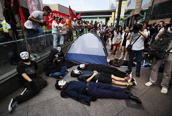 Protesters-demonstrate-du-008.jpg