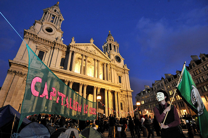 Occupy London Protests: City protesters settle in for a second night at St Paul's Cathedral