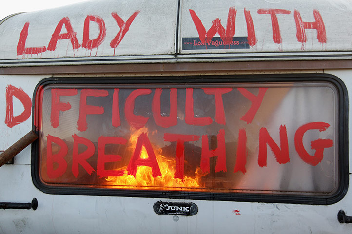 Dale Farm camp: Eviction Of Travellers Begins At Dale Farm