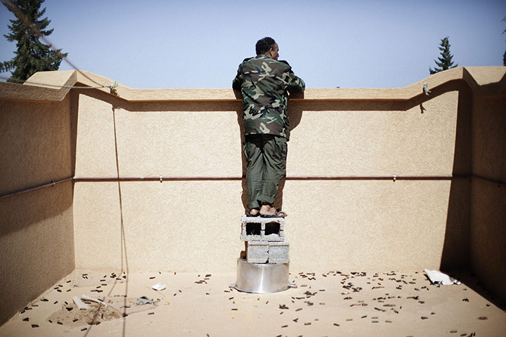 24 hours in pictures: Bani Walid captured by NTC fighters