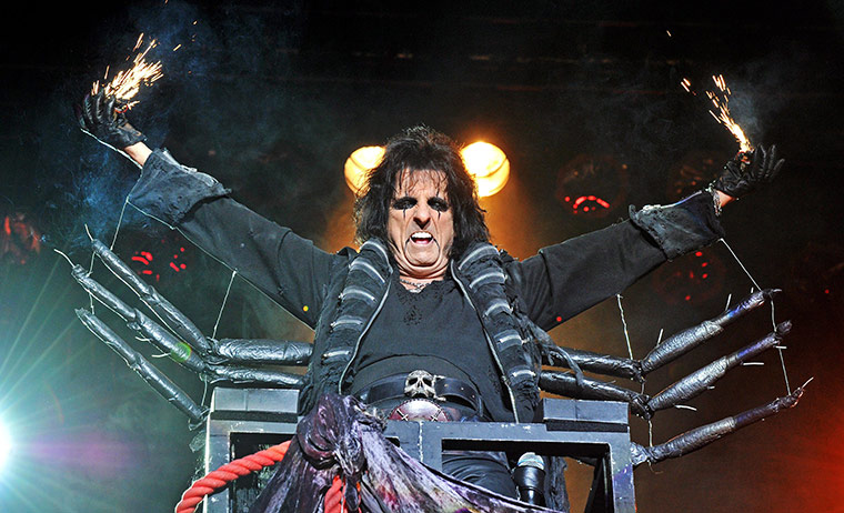 Week in music: Alice Cooper in Concert
