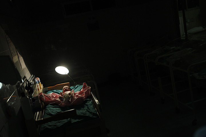 24 hours in pictures: A baby is seen minutes after he was born at hospital Escuela in Tegucigalpa