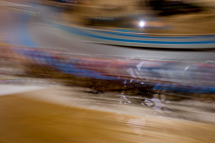 Euro Track Cycling: Euro track cycling champs - womens scratch race