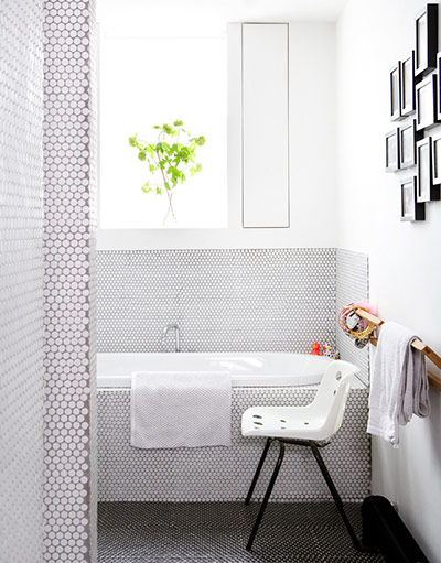 Modernist makeover: Modernist makeover: bathroom