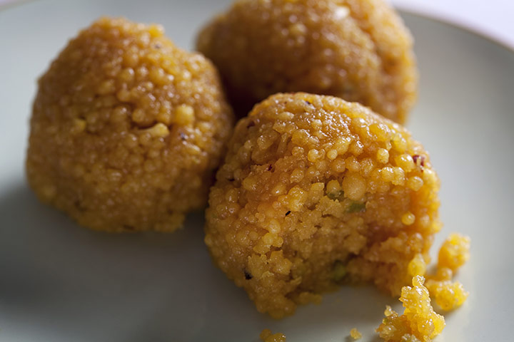 Diwali sweets: Laddoos (laddu)