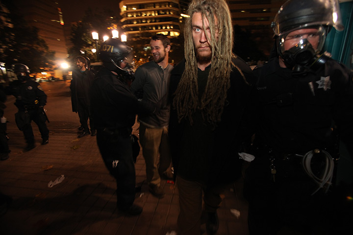 24 hours in pictures : Occupy Oakland