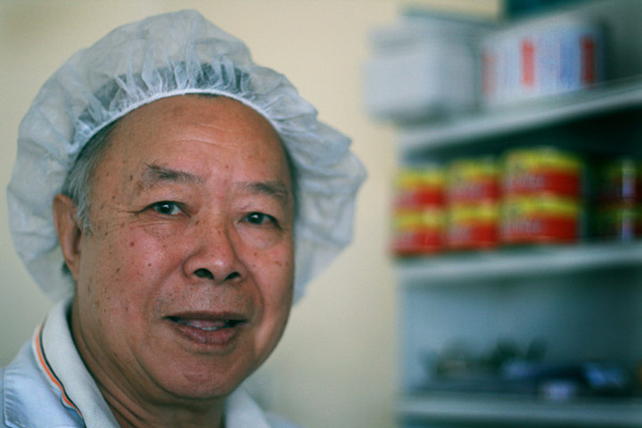 Guardian Camera Club: Edie Purdie participates in the street portraiture assignment