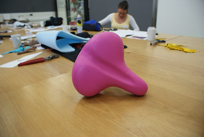 Bike blog: saddle making: 13. The finished pink saddle