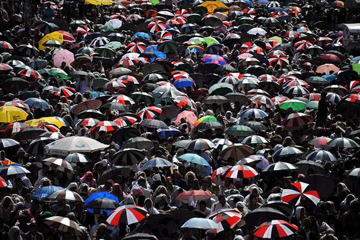 24 hours: Anti-government protests in Yemen