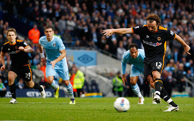 Premier League roundup: Stephen Hunt scores Wolves' goal from the penalty spot